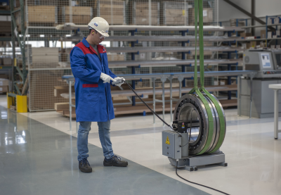 TIH L33/MV Самый большой индукционный нагреватель (подшипника до 700 кг, 400В)